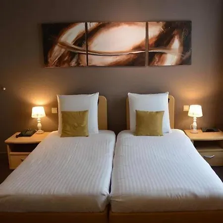 Hotel Maraboe Brugia