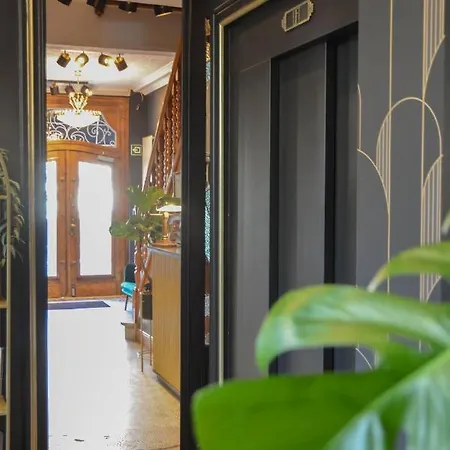 Maraboe Hotel